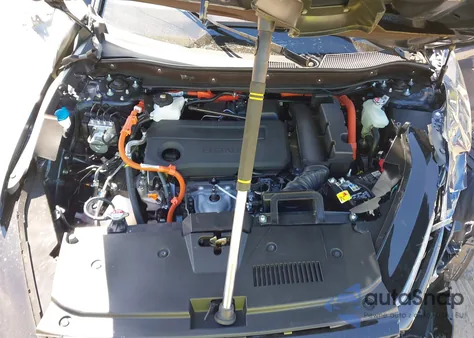 2025 Honda Cr-V Hybrid Sport Touring from USA, damaged, VIN 7FARS6H91SE048977